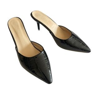 Black Kitten Heeled Mules ‼️MUST BUNDLE‼️